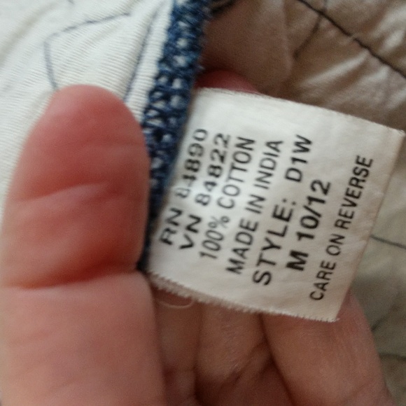 Vintage Tudor Court by Haband Quilted Jacket Embroidered Flowers Size Medium - Picture 12 of 16